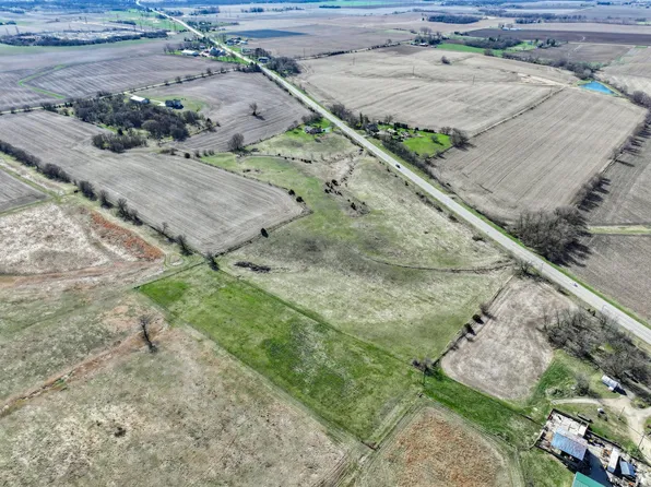 88XX Trask Bridge Rd, Winnebago, IL 61088