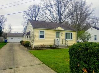 38820 Adkins Rd, Willoughby, OH 44094