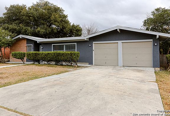 2nd image of 206 Montfort Dr