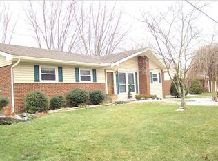 124 Shawnee Est, Winfield, WV 25213