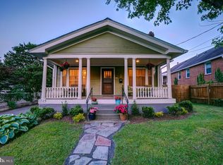 7719 Carroll Ave, Takoma Park, MD 20912