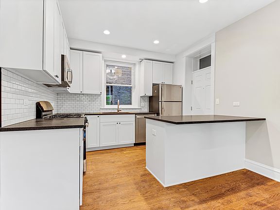 4th image of 4701 N Talman Ave #1