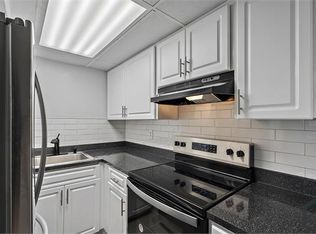 8850 Blind Pass Rd APT 2, Saint Petersburg, FL 33706