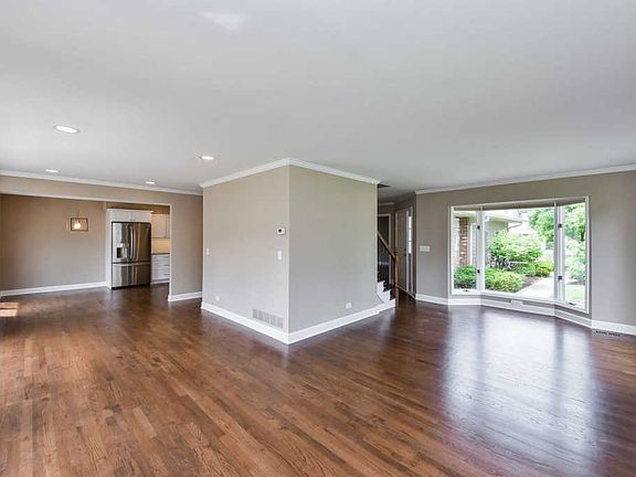5th image of 817 Saddlewood Dr