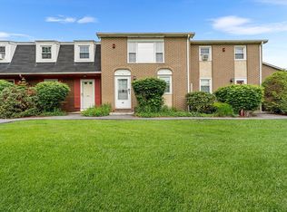 18 Cannongate Rd APT 68, Tyngsboro, MA 01879