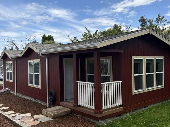 826 Chester Avenue, Bremerton, WA 98337