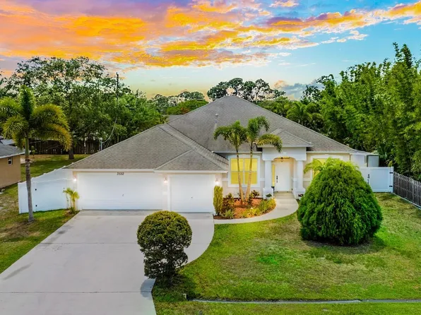 3552 SW Dellamano Street, Port St Lucie, FL 34953
