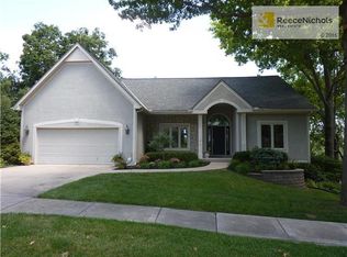 323 NW Blue Beech Point, Lees Summit, MO 64064