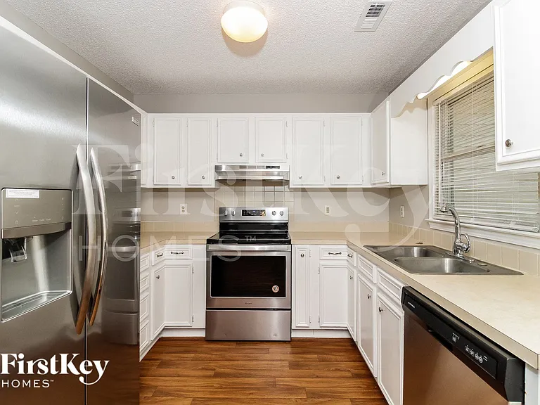 4305 Oak Glen Dr — Photo 5