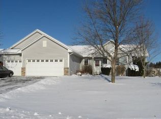 15940 Vale St NW, Andover, MN 55304