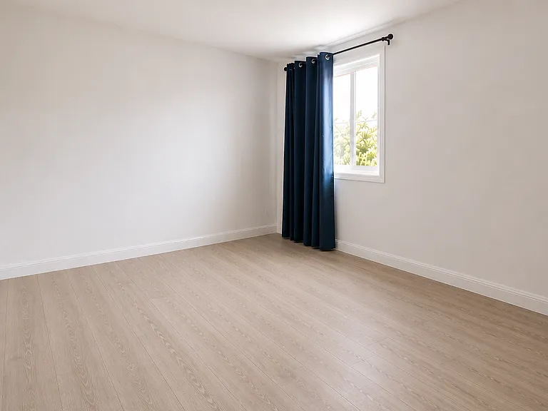 18411 Strathern St #1 — Photo 2