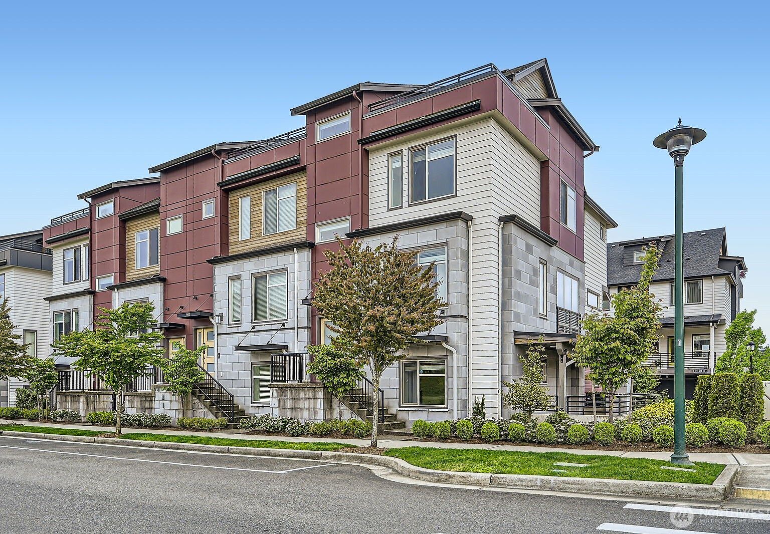 987 8th Ave NE, Issaquah, WA 98029 | Zillow