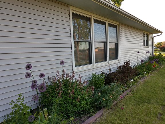 Perennial flower beds