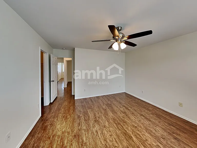 2848 Deerfern Ln — Photo 10