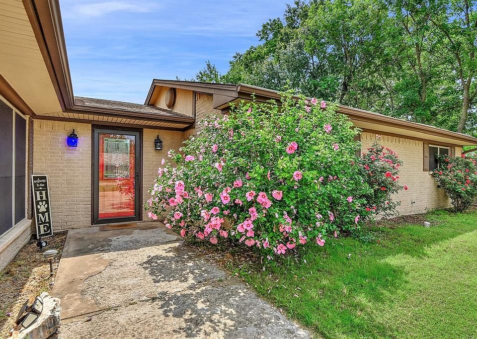 1st image of 2004 Red Bird Cir