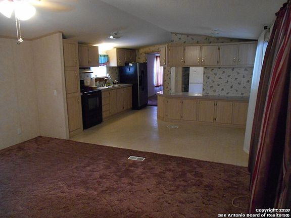 4th image of 25333 Sand Cliff Dr