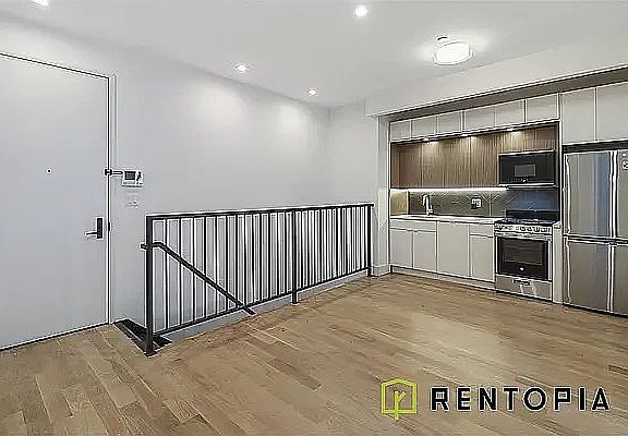 2nd image of 426 Manhattan Ave #1N