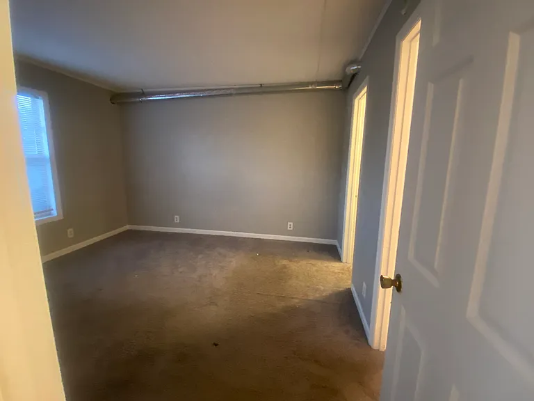2325 Elliston Pl #106 — Photo 10