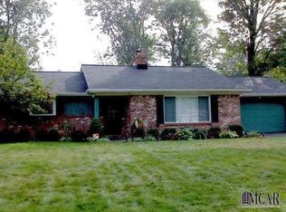 1207 Birchwood Dr, Temperance, MI 48182
