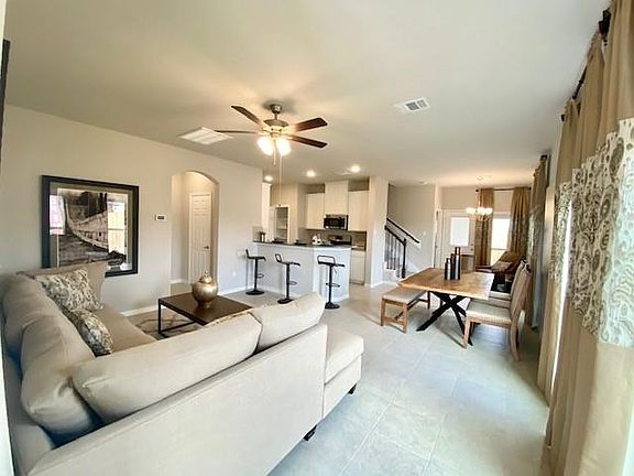 3rd image of 13322 Ardley Cir