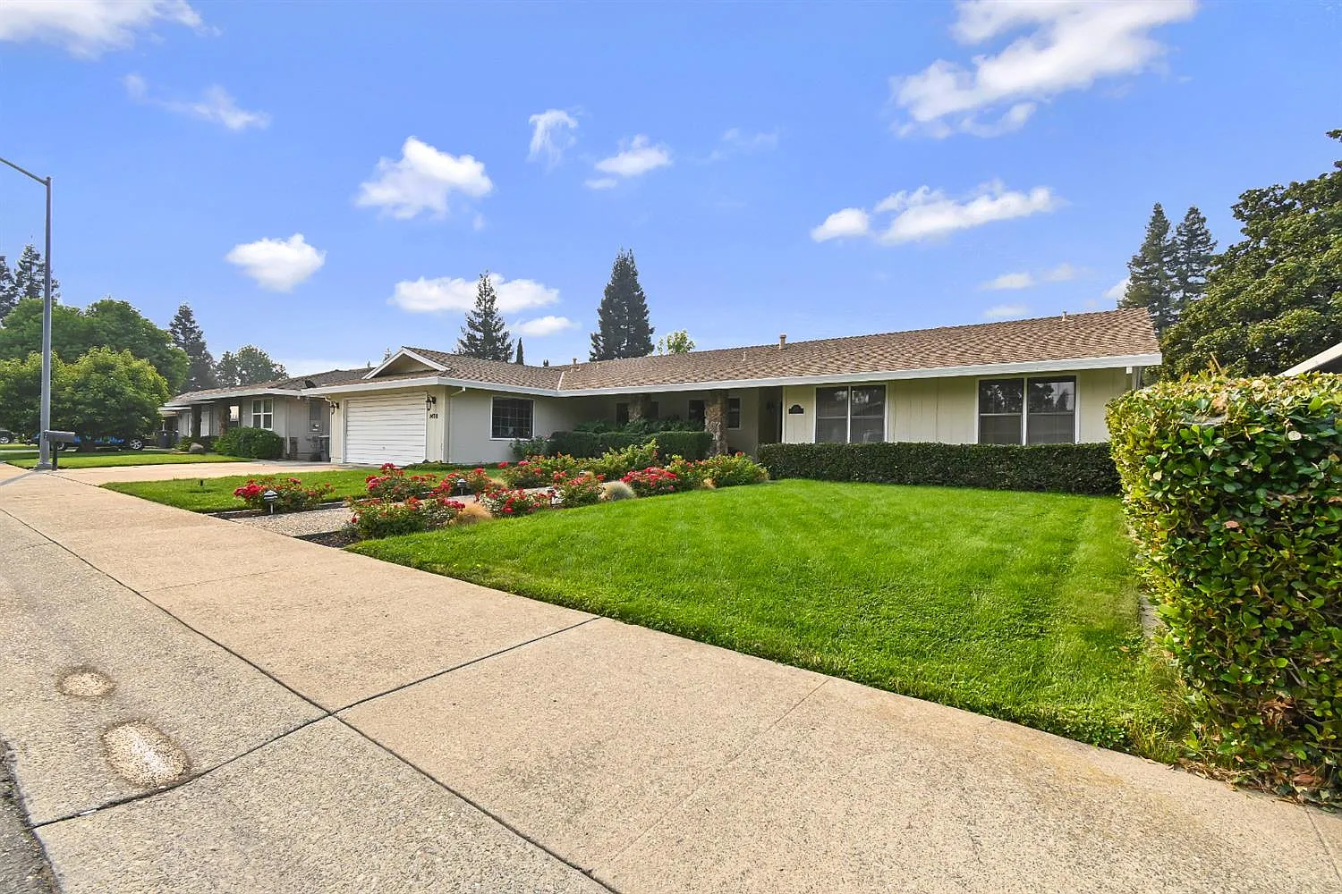 1470 Eden Way photo 1