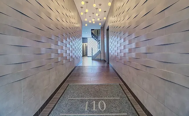 Rented by REAL New York | media 18