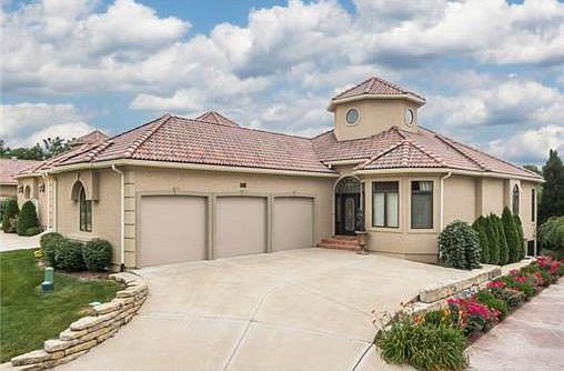1st image of 4601 NE Dick Howser Cir