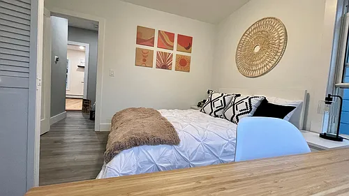 33 Gilman St #2 Photo 1