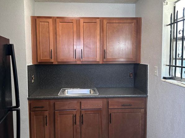 jacksonville-florida-154601997 picture