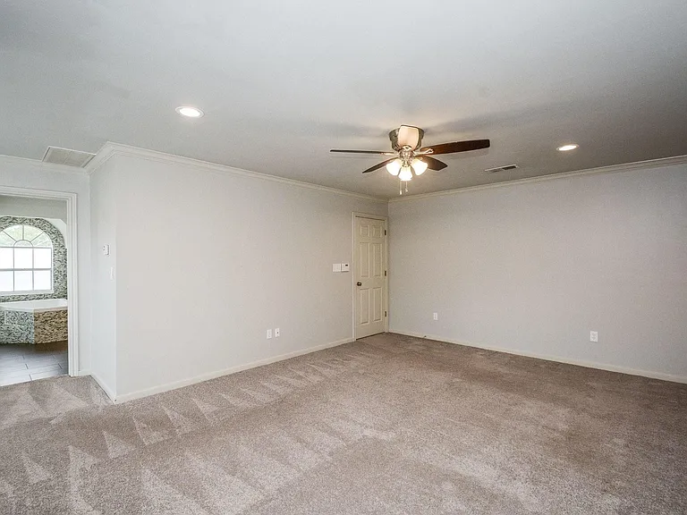 2022 Fairview Ave — Photo 18