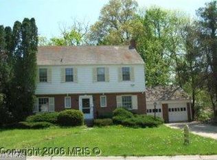 5720 Durbin Rd, Bethesda, MD 20817