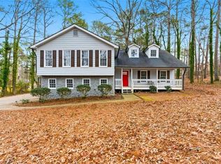 11846 Pine Needle Ln, Hampton, GA 30228