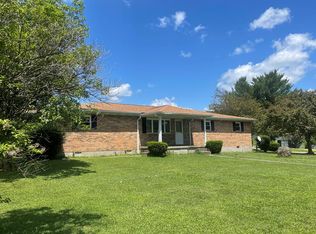 205 Hickory St, Oak Hill, WV 25901