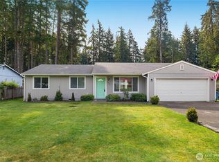 810 E Lakeshore Drive W, Shelton, WA 98584