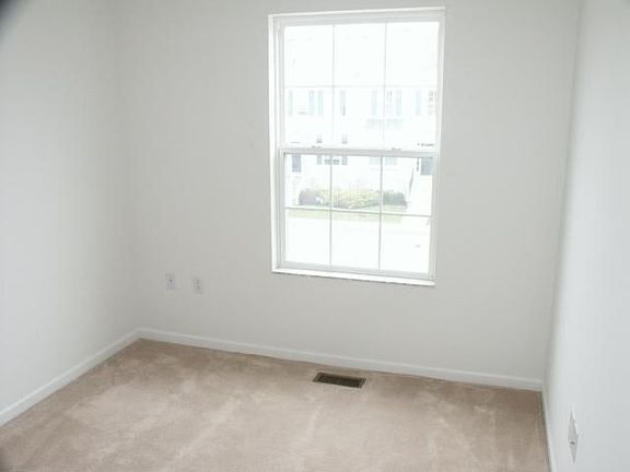 5th image of 299 Lost River Dr