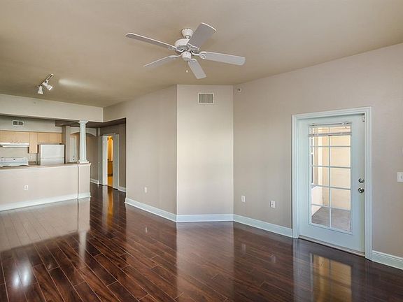 5th image of 100 4th Ave S APT 329