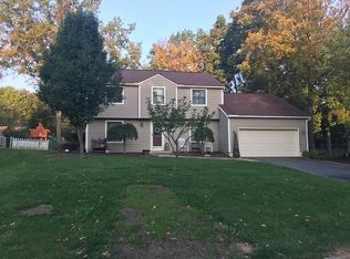 519 Fairwood Dr, Marysville, OH