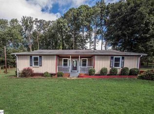135 Camden Dr, Piedmont, SC 29673
