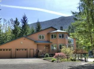 21982 E Lolo Pass Rd, Rhododendron, OR 97049