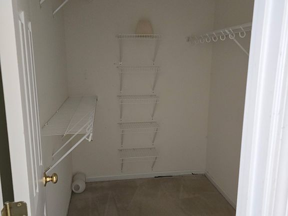 4th image of 1560 Logan Ln