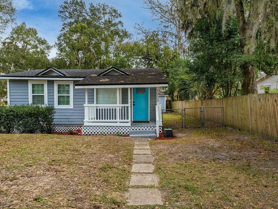 1st image of 1905 Niblick Dr