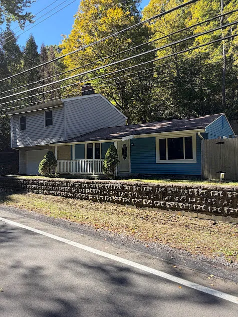 4 bed, 1539 sqft, $1,700 — Photo 1