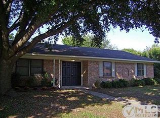 1901 San Antonio Dr, Garland, TX 75042