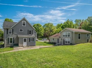 58 Plainfield Ave, Newton, NJ 07860