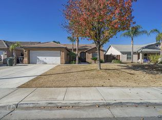 8111 Capitan Dr, Bakersfield, CA 93313