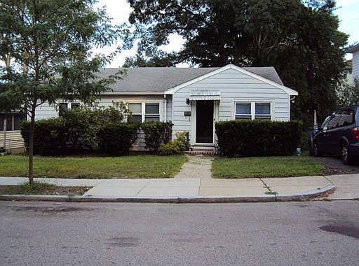 2nd image of 5 Corman Rd