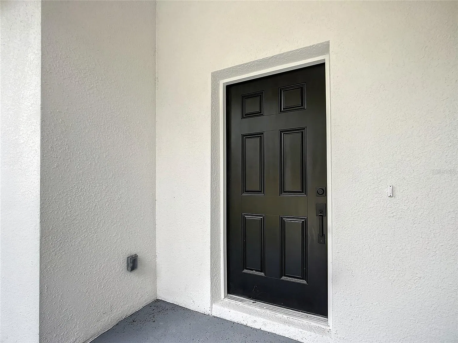 3 bed, 2.0 bath, 1642 sqft, $2,350 — Photo 4