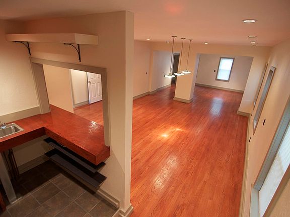 Wine Bar/Great Room