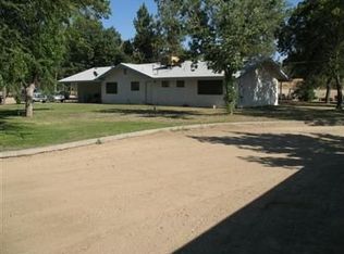 11887 N Friant Rd, Fresno, CA 93730