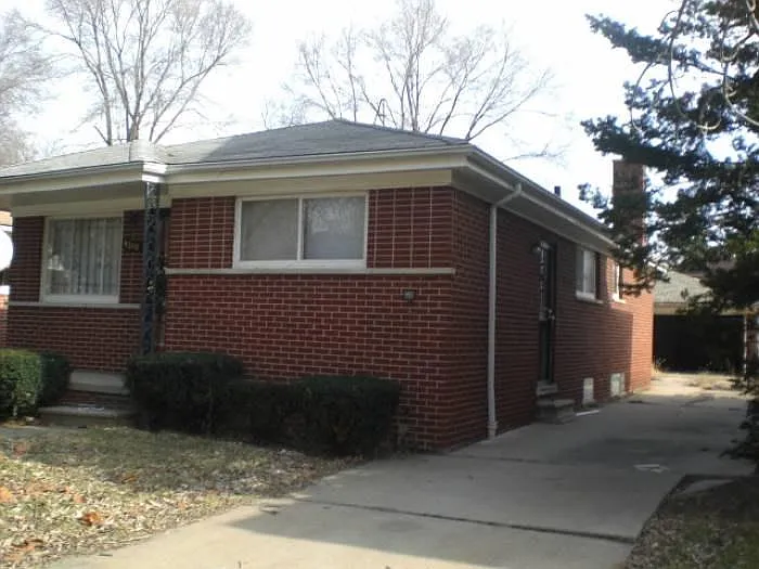 9310 Littlefield St — Photo 2